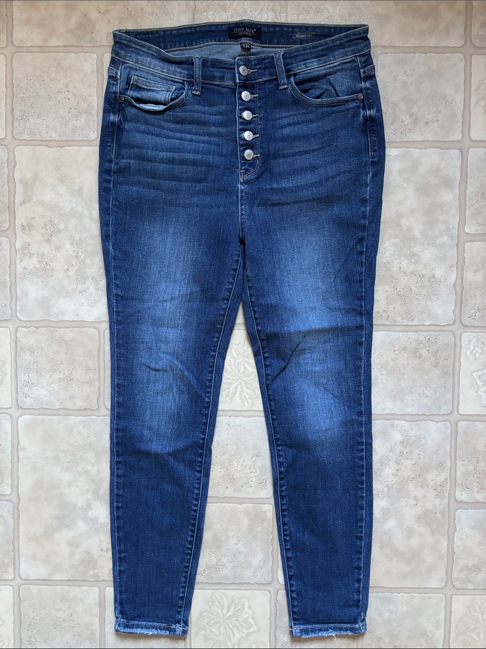 Judy Blue Skinny Fit Denim Blue Jeans Button Fly Size 15/32 JB82319MD